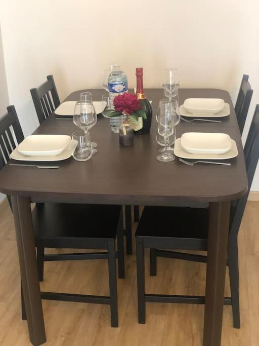 Superbe Appartement Tout Equipe, Le Nid D'Eva A Metz Gare, Parking Prive, Balcon, F2, 50M2, 3P エクステリア 写真